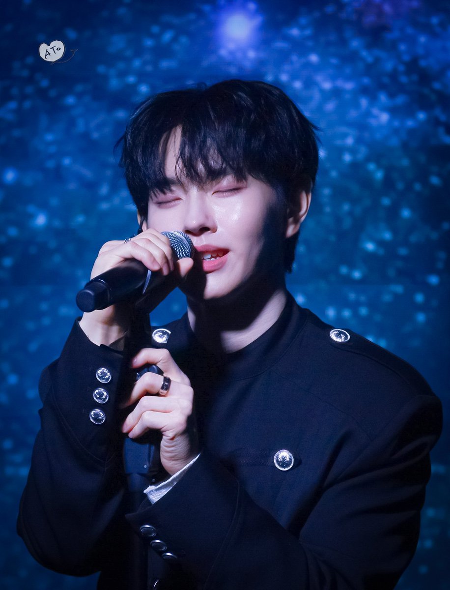 ato_0108's tweet photo. 260510 [ OUR COSMOS ]
 밤공  #이병찬 https://t.co/CUa8ZdxOGc