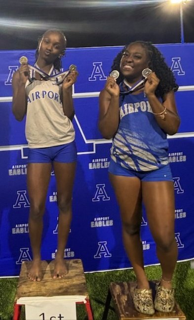AirportHighTra1's tweet photo. Congratulations to our athletes who competed in the track &amp; field state championship! It is a great accomplishment to make it that far &amp; proving you are one of the best 16 in the state. Your hard work and dedication got you here, &amp; we are proud to call you Airport Eagles! 🛩🦅🏅 https://t.co/cfdy1st0JH