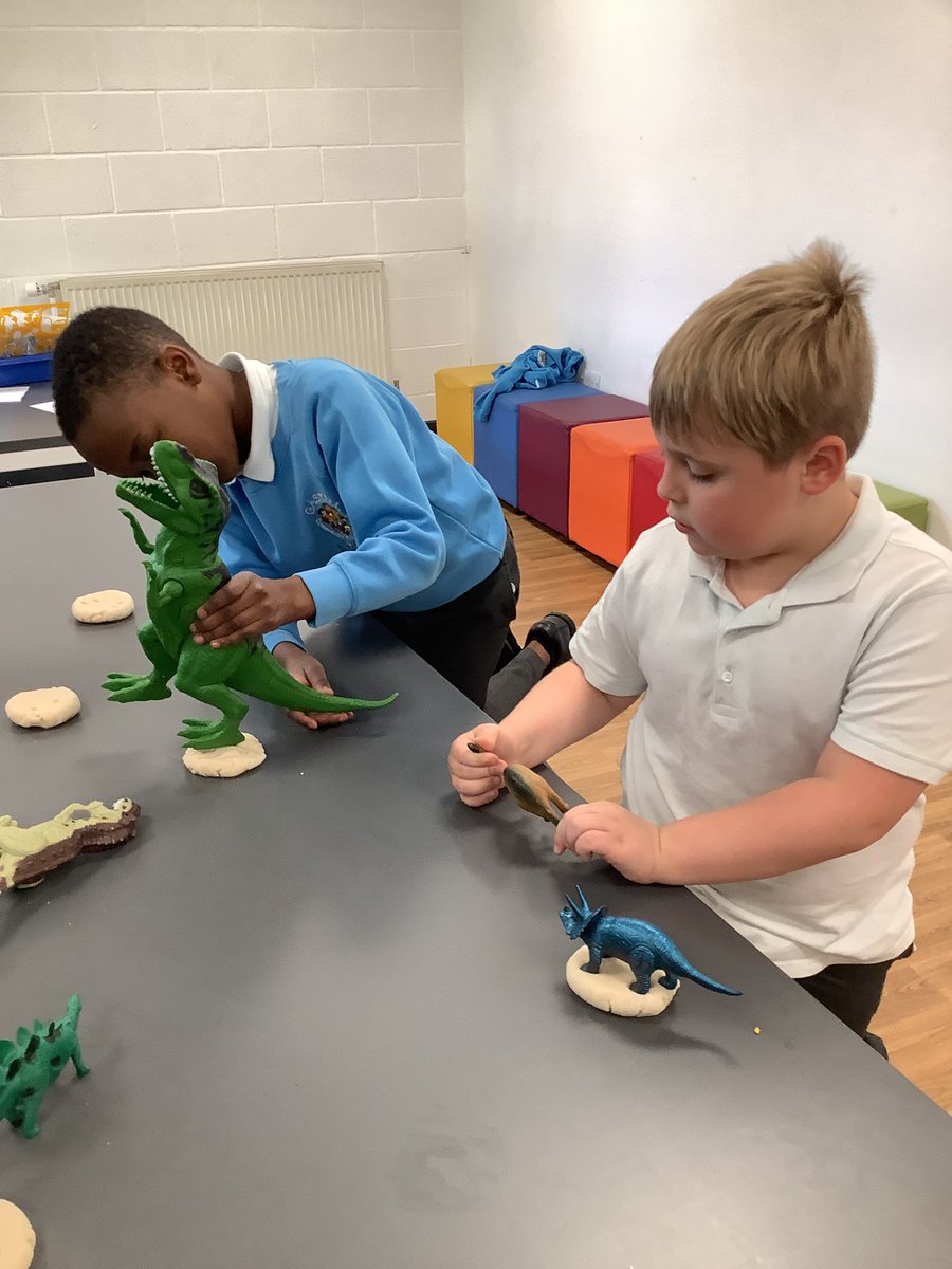 GaskellPrimary's tweet photo. Gaskey Bear's After School club had so much creating dinosaur footprints @GaskellPrimary https://t.co/Dd7dIQiQsh