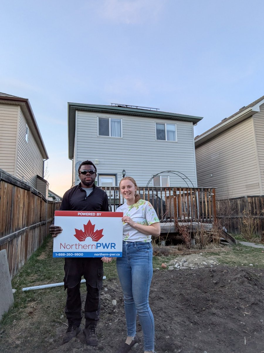 Northern_PWR's tweet photo. There’s nothing better than helping homeowners harness the power of the sun.
Congratulations on your new solar system!

#NorthernPWR #GoSolar #CleanEnergy https://t.co/6RxlDtNo6N