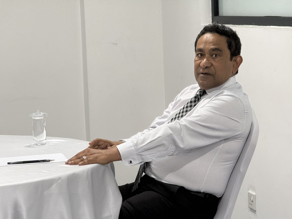 MohamedMasih's tweet photo. ތިން ރައީސުންގެ ބައްދަލުވުން 

#LIVE https://t.co/L8taqSwJ1w