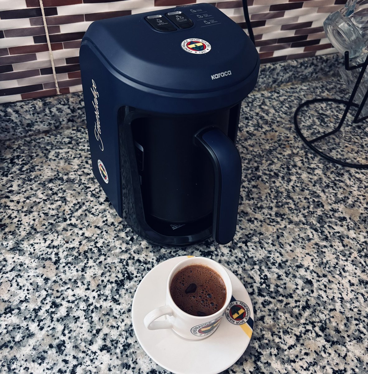 zeynnjr's tweet photo. benim doğum günü hediyelerimin güzelliği😍 https://t.co/caRlaJRu6b