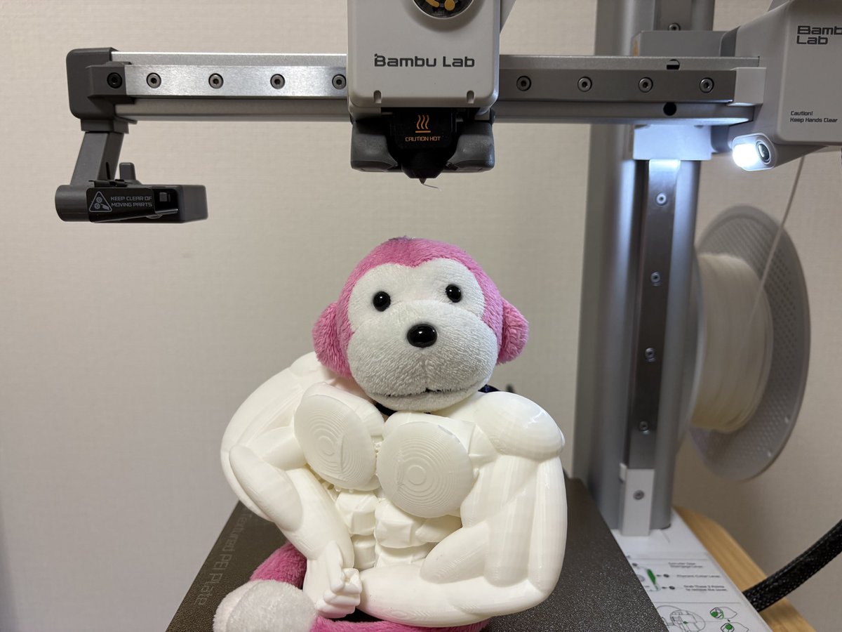 おのけん tweet media