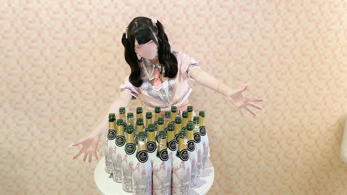 るあ tweet media