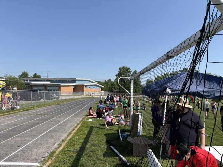 PI_MVR3's tweet photo. We really lucked out with the weather for PI field day! https://t.co/tA2eEyLKWQ