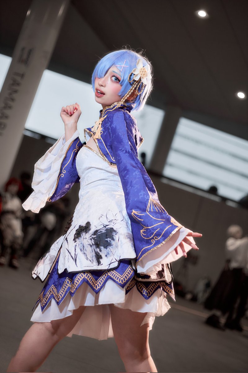 Cosplay_fuzimi's tweet photo. カメラマンさんの列が出来て
埼玉スーパーアリーナで撮ったもの📸

Re:ゼロ￤レム https://t.co/lC1vdrDzKz