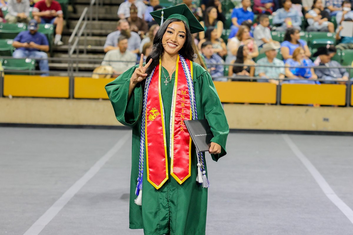 Midland_ISD's tweet photo. The Class of 2026 at Early College High School at Midland College continues a tradition of excellence! 🎓

This year, 89 students graduated from ECHS, with 99% earning an associate degree alongside their high school diploma and collectively earning more than $2.1 million in scholarships.

These graduates have demonstrated dedication, resilience, and academic excellence every step of the way. Congratulations to the ECHS Class of 2026 on this remarkable achievement! 🎉 #ExcellenceinAction #StudentExperience #Classof2026