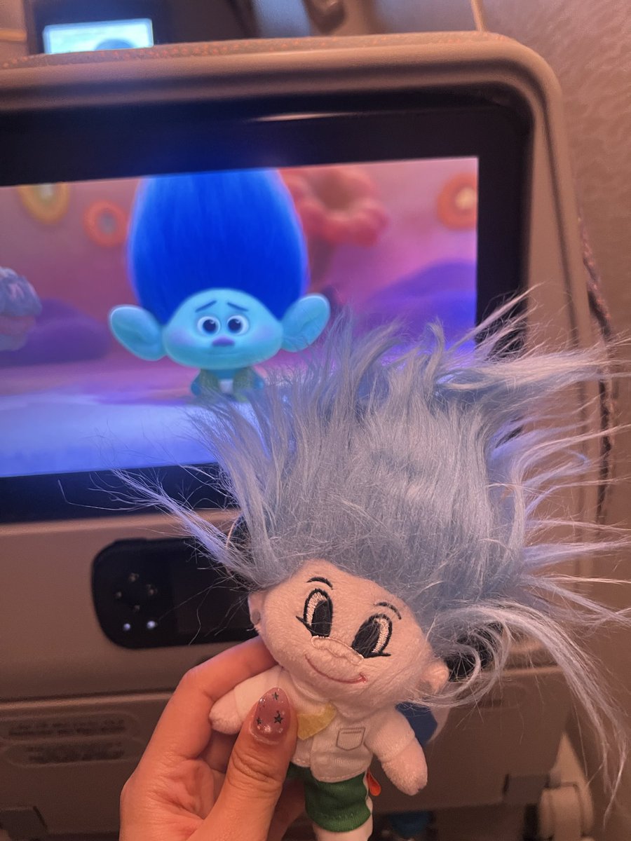 𝘔𝘺𝘮𝘣𝘭𝘦 tweet media