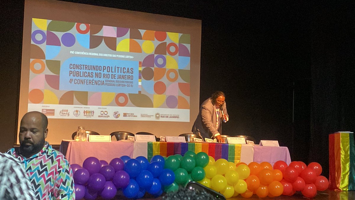 ninnaborges1's tweet photo. Aos poucos vou me reconstruindo e seguindo nesse curso que me identifiquei demais ,não poderia ser outro . Futura assistente social com muito orgulho! Falta bem menos do que ontem .😍🤎 https://t.co/o8ASjK5Sc7