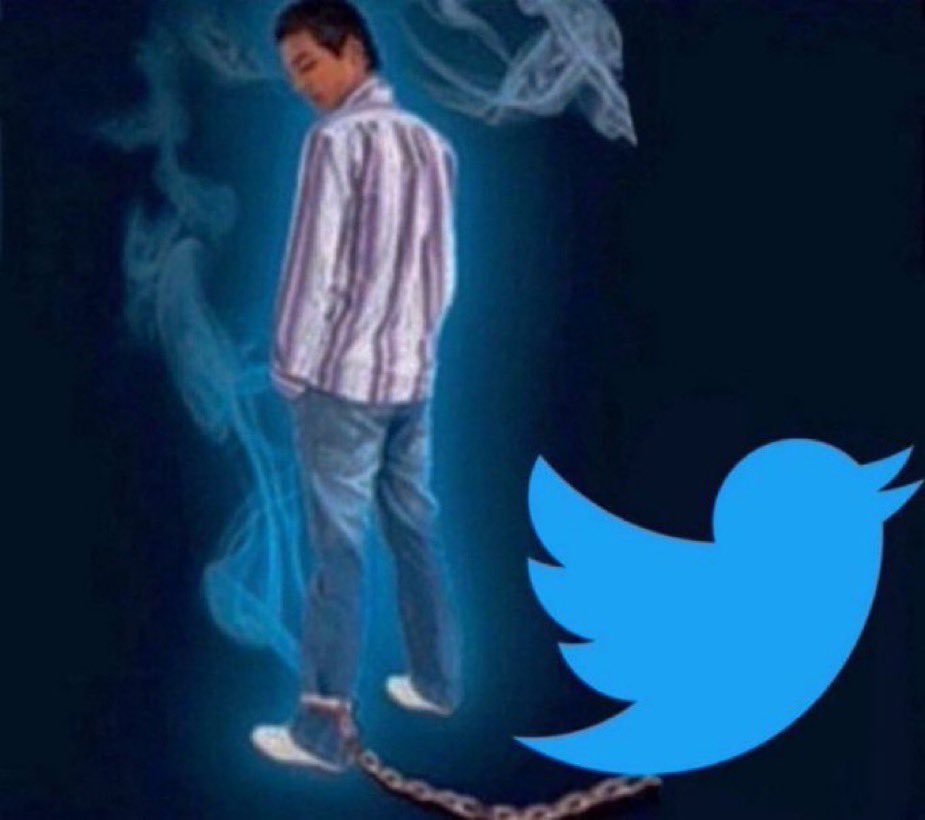 ່ tweet media