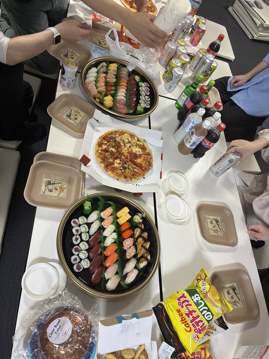 ハラ tweet media