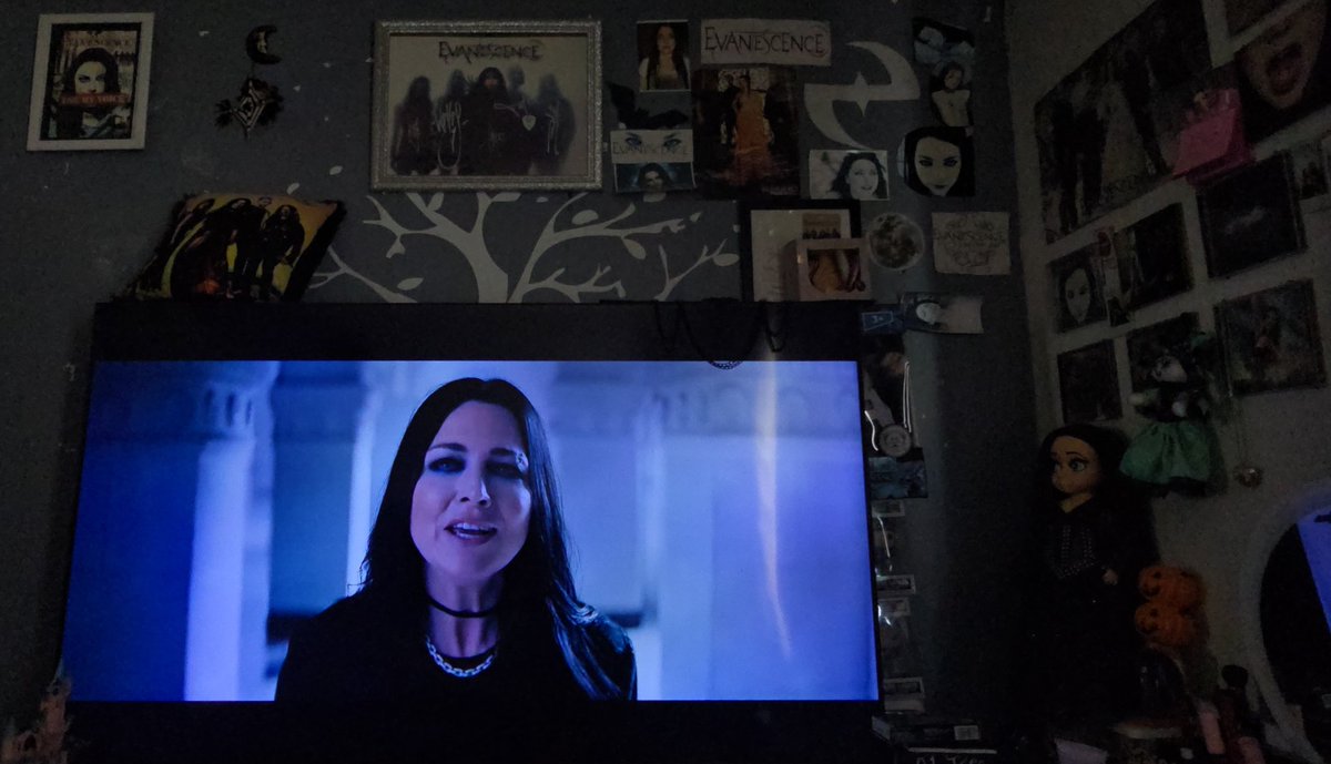 jane_bosc's tweet photo. @evanescence Wuuoow!!! 🥰 Perfecto! Beautiful!
Thanks @evanescence  🤟😍😭 Love you guys! 🇲🇽 https://t.co/7VXScBFs9l