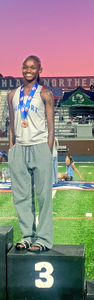 AirportHighTra1's tweet photo. Special shoutout to our athletes making the podium at the 4A State Championship. Aaliyrah Culbreath @333_c0c0 won the bronze medal in Long Jump &amp; 7th in the 200 meter dash. JB @JohnathanB_17 took the bronze medal in javelin. Two of the best to ever do it at Airport High! 🛩🦅🏅💙 https://t.co/TtRIFA2EtF