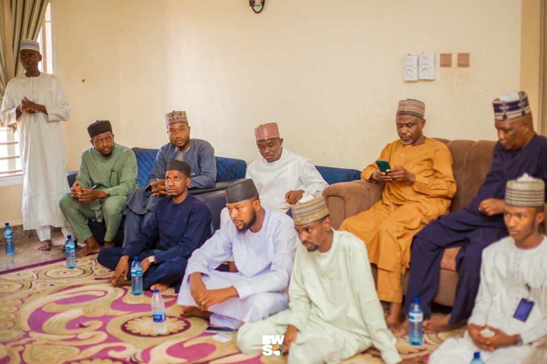 thebwsorg's tweet photo. APC stalwart Alhaji Baba Malam and members of his political family in Katagum LGA have endorsed Dr. Bala Wunti’s 2027 governorship aspiration.

The elder statesman pledged to mobilise his structure and support the Bala Wunti project across Bauchi State.

#BalaWunti #BWSO #Bauchi https://t.co/v03hZyObEM