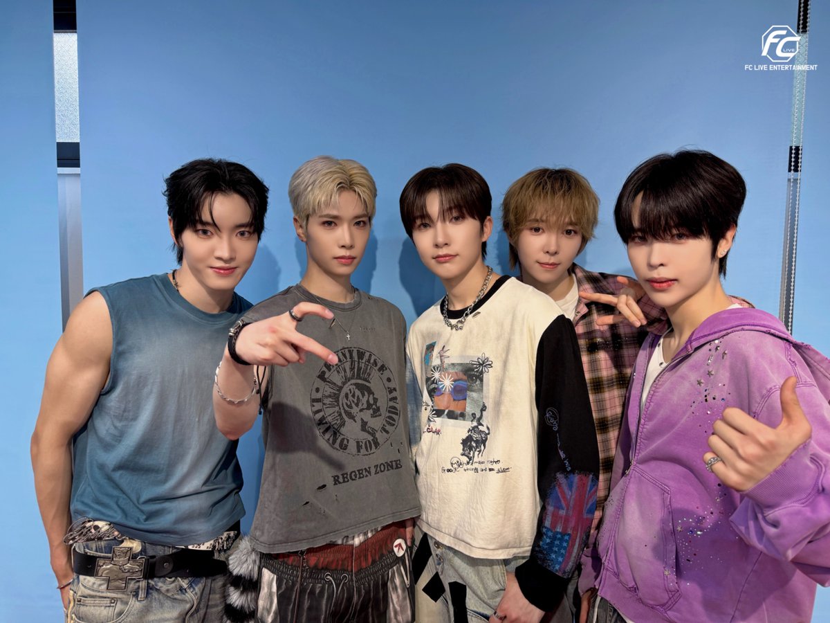 GENUS SPECIAL JAPAN LIVE 2026 𝐒𝐔𝐆𝐀𝐑 𝐖𝐀𝐕𝐄 💝サイン入り