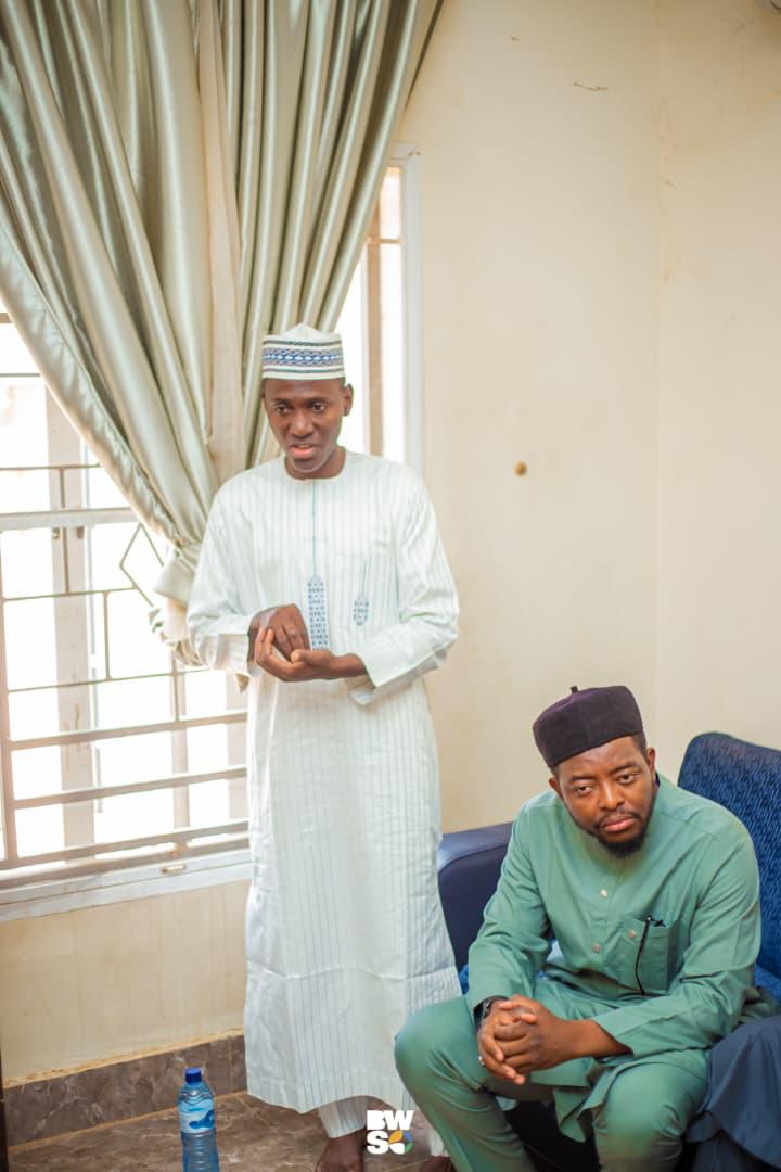 thebwsorg's tweet photo. APC stalwart Alhaji Baba Malam and members of his political family in Katagum LGA have endorsed Dr. Bala Wunti’s 2027 governorship aspiration.

The elder statesman pledged to mobilise his structure and support the Bala Wunti project across Bauchi State.

#BalaWunti #BWSO #Bauchi https://t.co/v03hZyObEM