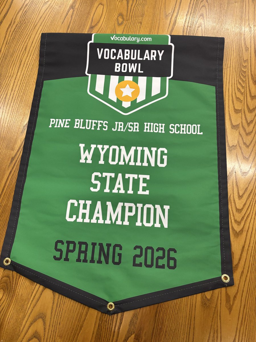 T_Sweeter's tweet photo. Yeah buddy!!!  Hornets dominated the vocabulary bowl in the state. Hanging banners never gets old. #gohornets https://t.co/Ih6NNqLzNP
