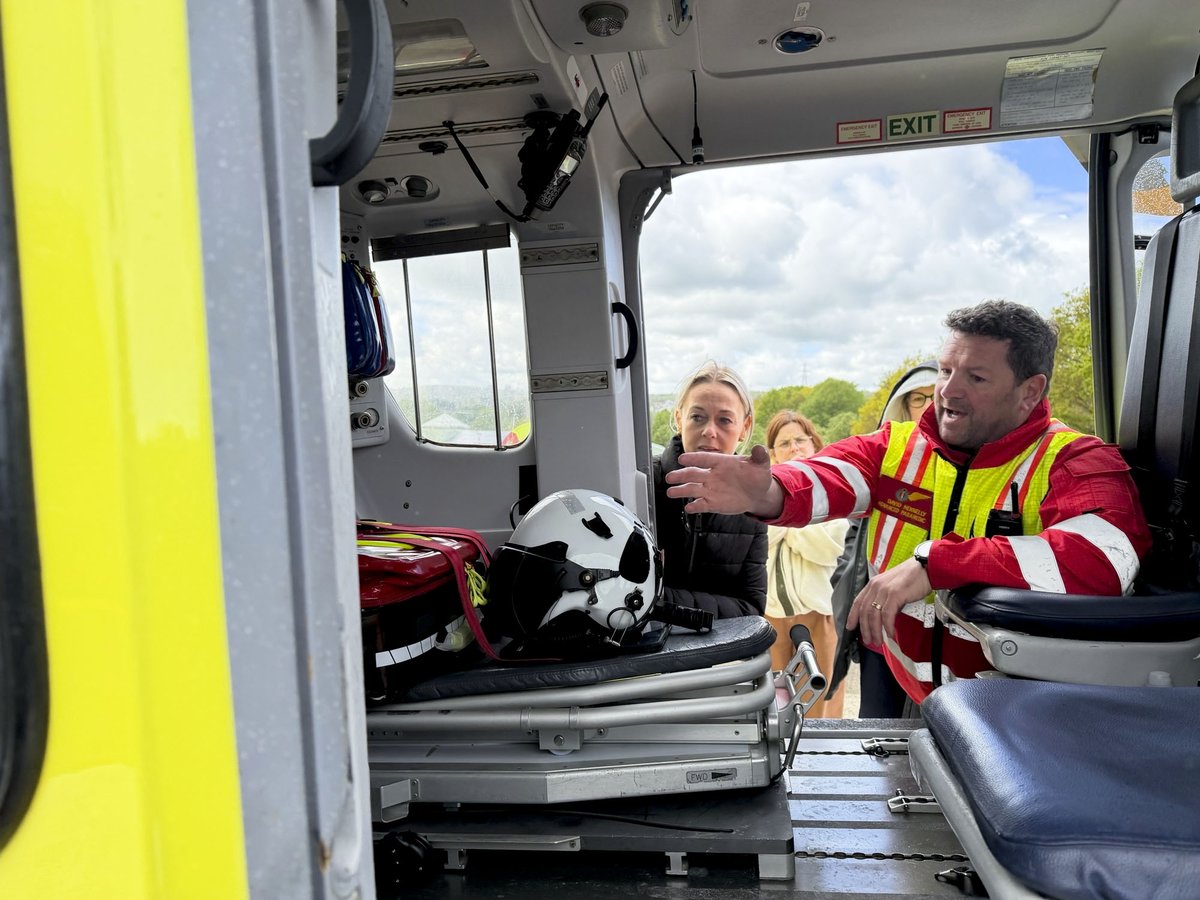 WesternHSCTrust's tweet photo. 🚁 A first for Altnagelvin Hospital as Aeromed 02, the new NAS HEMS aircraft, touched down on our helipad.
An important step for future patient transfers from Donegal 🏥

Thanks to @AmbulanceNAS 🤝 for showcasing the service and aircraft. https://t.co/dbbQAoBP39