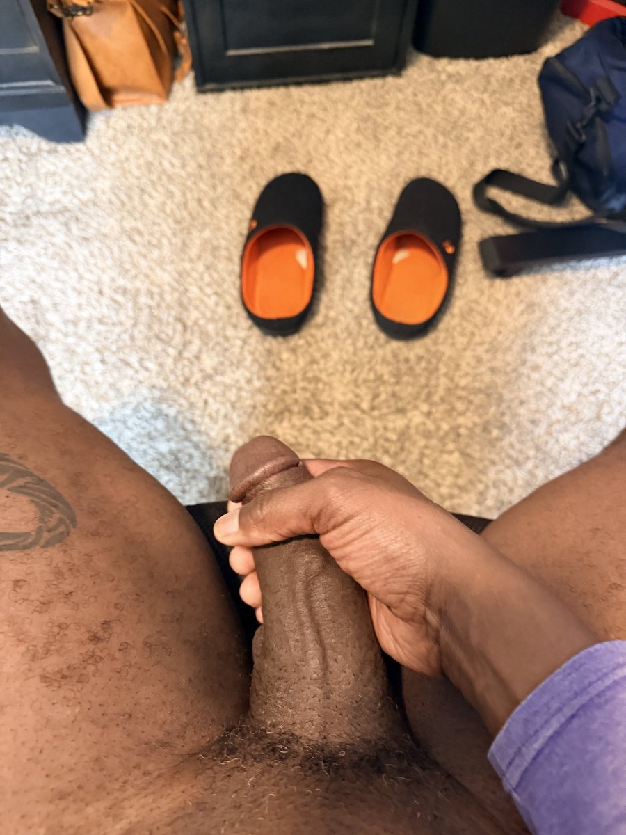 BullHeart11's tweet photo. Anyone love a big vein? #bigveinycock #dick #suckit https://t.co/LAekoMQpPs