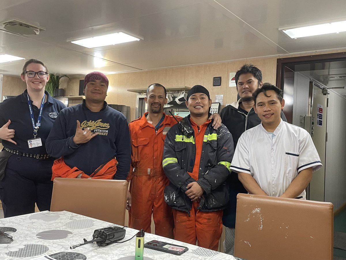 MtSHumber's tweet photo. Here we are with the crew of the Noren in Hull.  After a few moments of sorting out hair styles we were ready for the photo. https://t.co/irUq4DjLu6