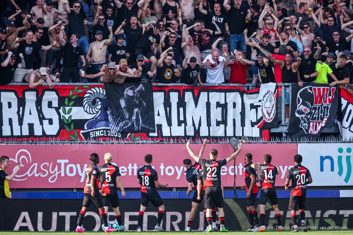 Awaydays NL tweet media