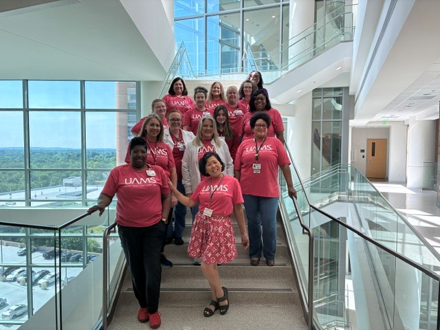 UAMSMyeloma's tweet photo. #UAMSSpiritDay from the @UAMSMyeloma team! #uamsmyeloma #uamscancer #WPRCI #uamshealth #UAMSCARES @uamscancer  #mmsm https://t.co/JjmZKYSqCc