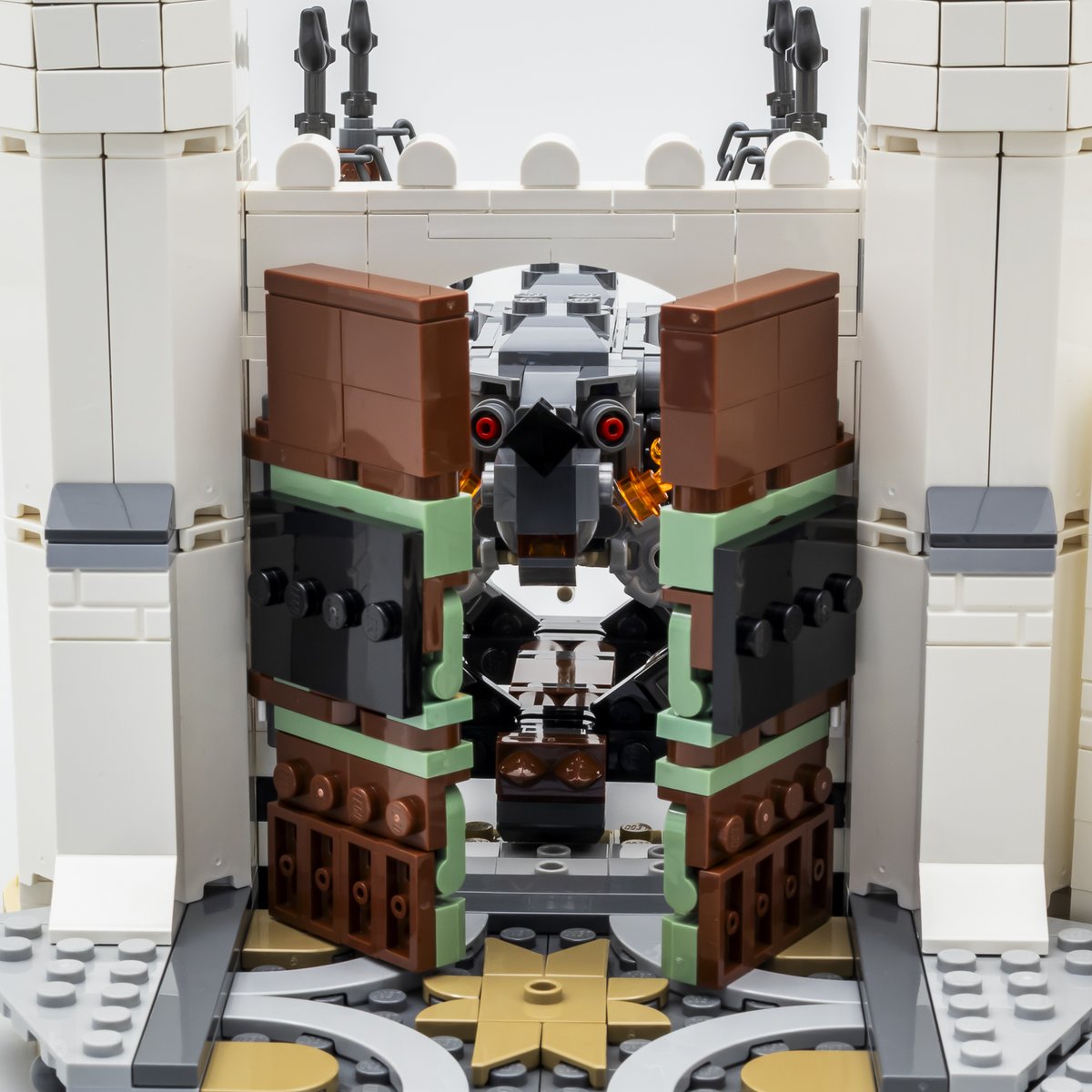 hothbricks tweet media
