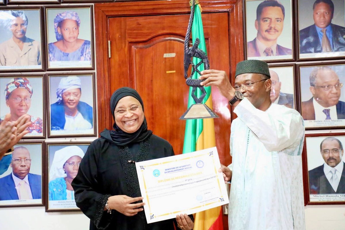 MSDS_Mali's tweet photo. La 11e édition des lauréats hospitaliers a récompensé les meilleurs établissements de santé du Mali au titre de 2024.
L’Institut d’Ophtalmologie Tropicale d’Afrique arrive en tête, suivi de l’Hôpital du Mali et de l’Hôpital Pr Bocar Sidy Sall de Kati.
#MSDS https://t.co/iQ7RG7MWTl