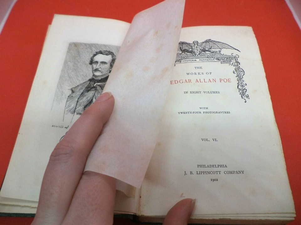 MDaviot's tweet photo. Indulgence in the name of research.
Some of #POE's best journalism in one lovely vintage volume.
His piece on Cryptography &amp; 150 pp of Marginalia,
which contain much of his most fascinating writing.
And much else.

A possible  alt. title for the PoeShow:
THE UNKNOWN POE
Thoughts? https://t.co/meWiSTKJ9F