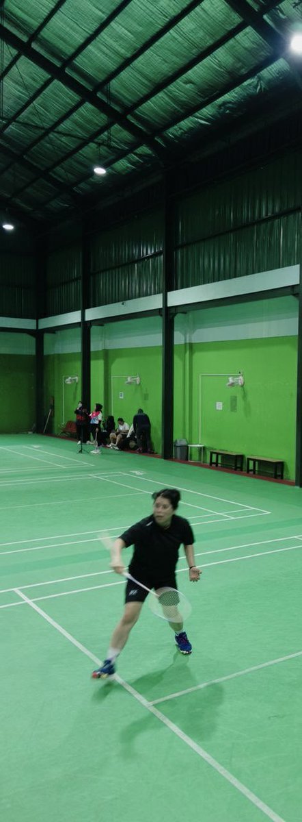 elvandss's tweet photo. Relationship status: committed to badminton https://t.co/yswLg74DLJ