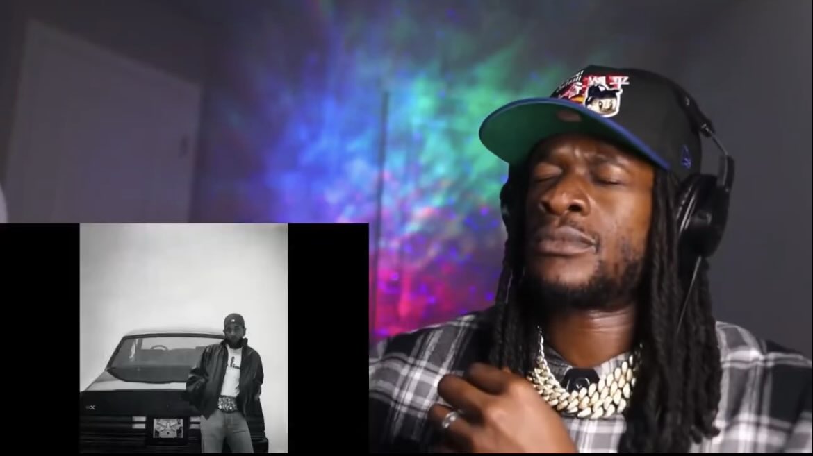 NoPedestalsHQ's tweet photo. @jackInYouramr0 The exact face I make everytime I listen to this song 😂😂😂 https://t.co/5oG1r4zxxW