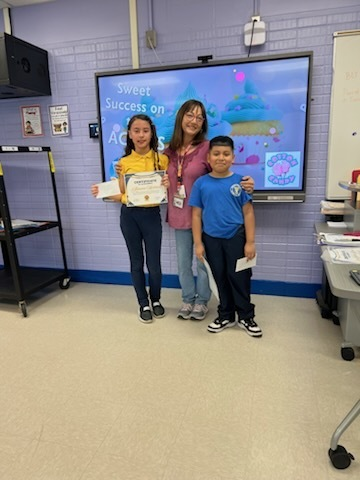 ISE_Braves's tweet photo. Congratulations to our EL students who srudied hard and demonstrated exceptional progress toward English proficiency. Two of our students achieved full English proficiency! This group of students embodies our motto: Excellence in every way, every day! Keep up the good work!! https://t.co/PXboRwnasS