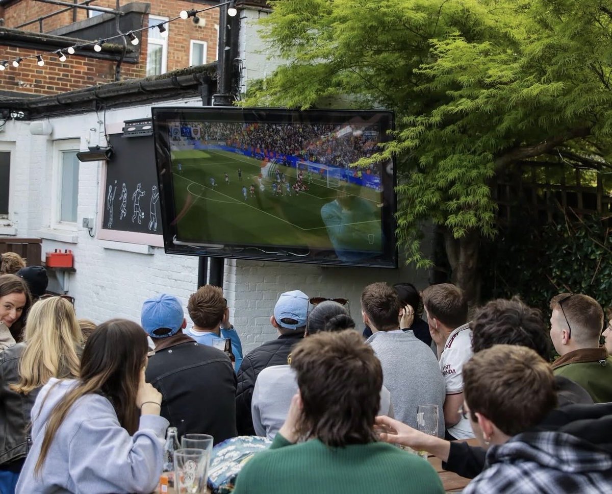 CherryTreePub__'s tweet photo. The weather can’t makeup its mind, but one thins is for sure, it’s going to be a great weekend here at The Cherry Tree!

Join us this weekend for some beers and get yourself in the football mood for the World Cup 🏆 https://t.co/DgJL03lxti