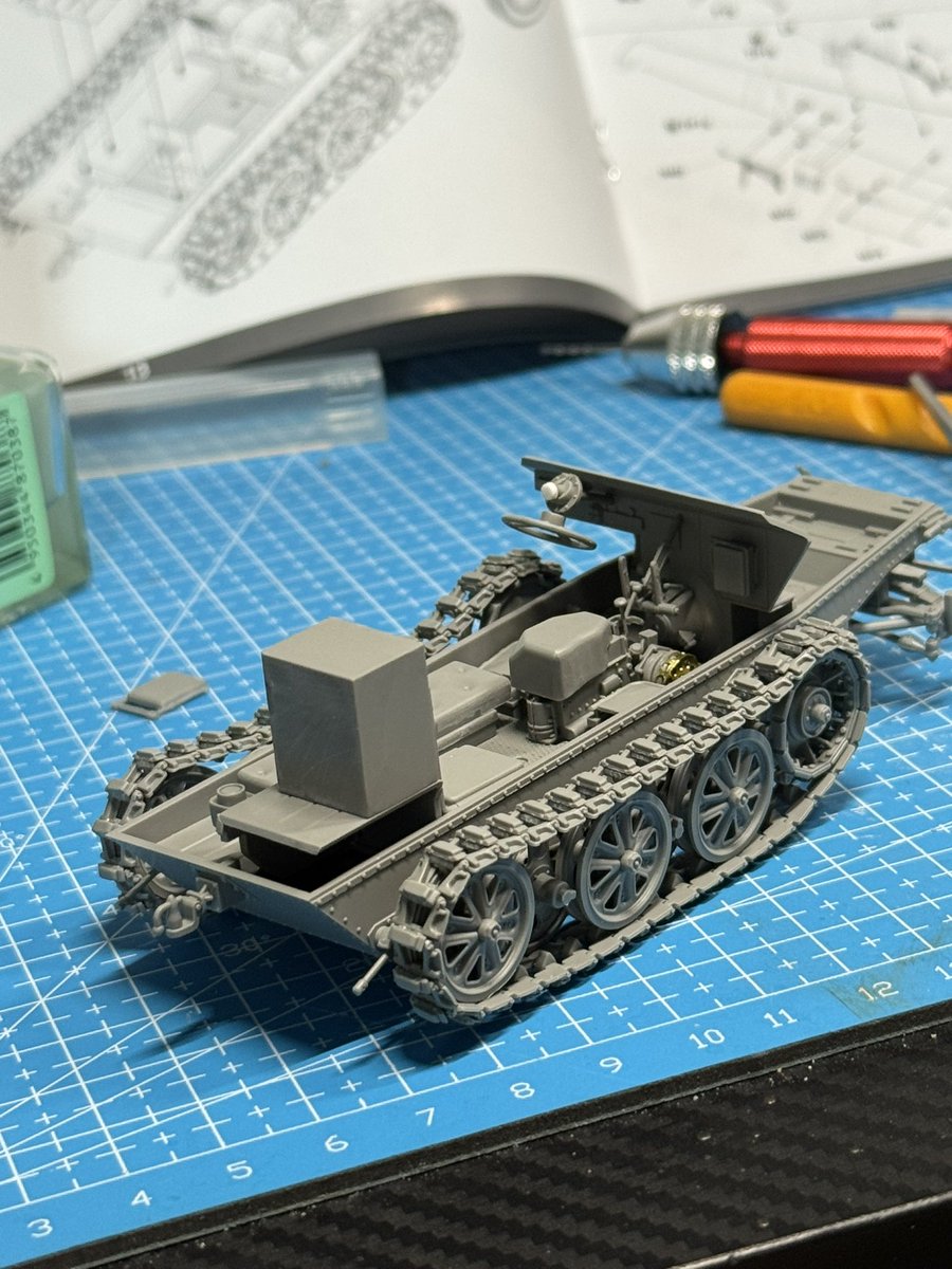 comezz3's tweet photo. takom sd.kfz 250/1 https://t.co/O049QP7Mew