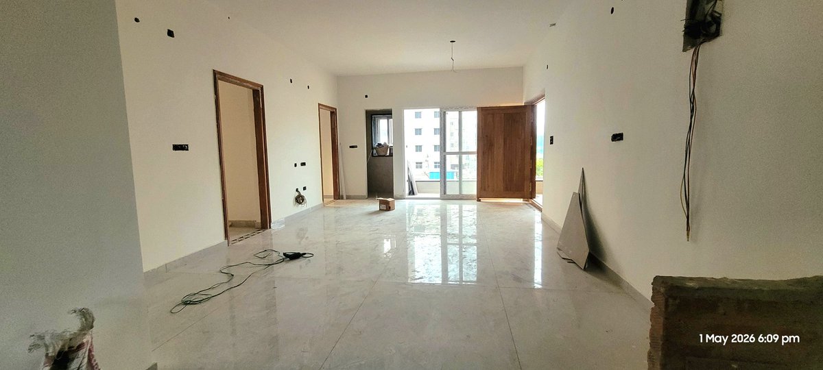 tptproperties's tweet photo. 1850 SFT EAST &amp; WEST FACING #LUXURY #PREMIUM QUALITY #3BHK #FLATSFORSALE IN AVILALA, #TIRUPATI

SIZE :  1850 Sft

BEDROOMS : 3 Bhk

FLOORS : 5

FACING : East &amp; West

ROADS : 40’ft

VIDEO : https://t.co/arBpZGWEMQ

M : +91 - 8688771767

Visit : https://t.co/DPjC28ZmPn

#flatssale https://t.co/BU6tOO9LZD