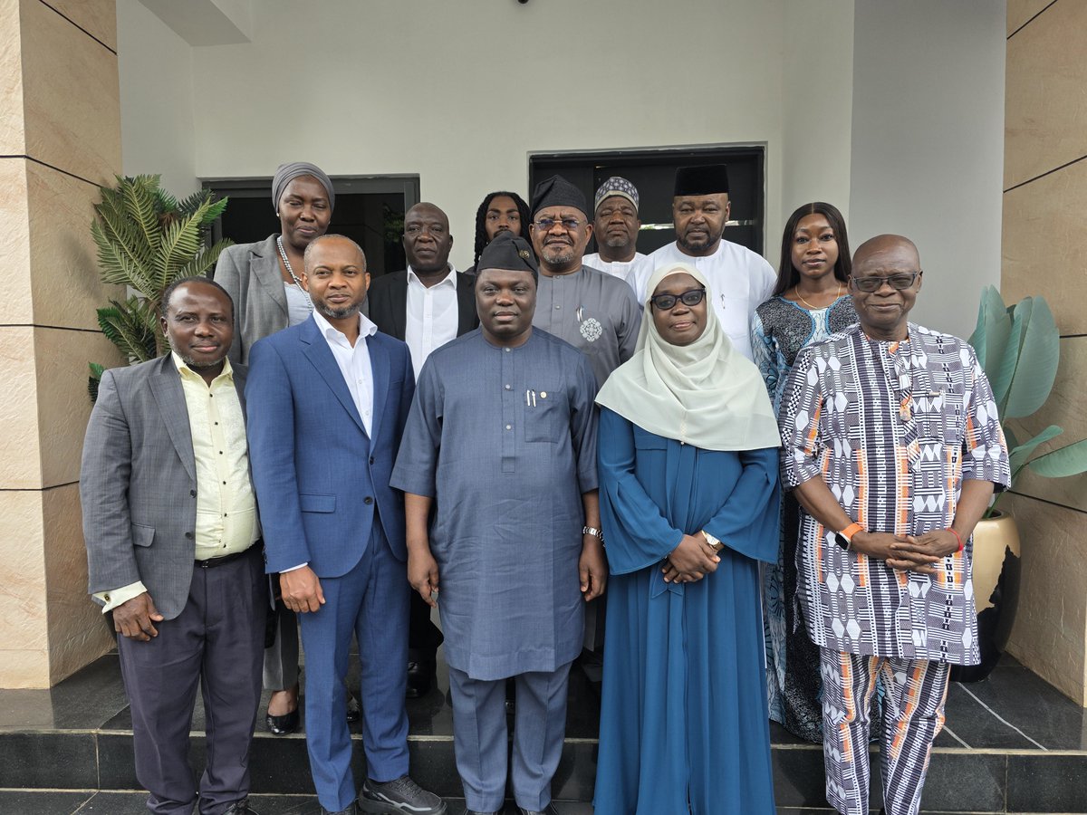 aatuche's tweet photo. Yesterday, I led the Nigeria Commodities Exchange (NCX) management team on a strategic visit to His Excellency, Governor @GovAgbuKefas of Taraba State.

Taraba occupies a unique position in Nigeria’s agricultural landscape, and our discussions focused on creating a structured, transparent, and highly efficient marketplace for the state’s abundant commodities. 

By aligning the NCX’s infrastructure with the Governor's vision for economic transformation, we are aiming to empower smallholder farmers, enhance food security and drive investments into our sub-nationals as part of the Renewed Hope agenda of President Bola Tinubu.

We are excited about the prospect of this collaboration. When we bridge the gap between the farm gate and the global market, we don’t just trade commodities— we build prosperity for our rural communities.