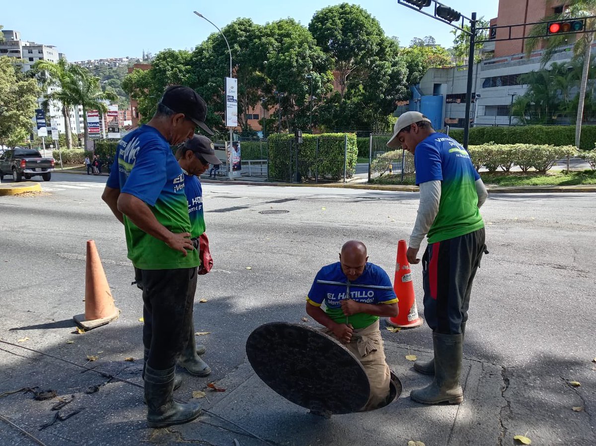 ServiciosElHatillo tweet media