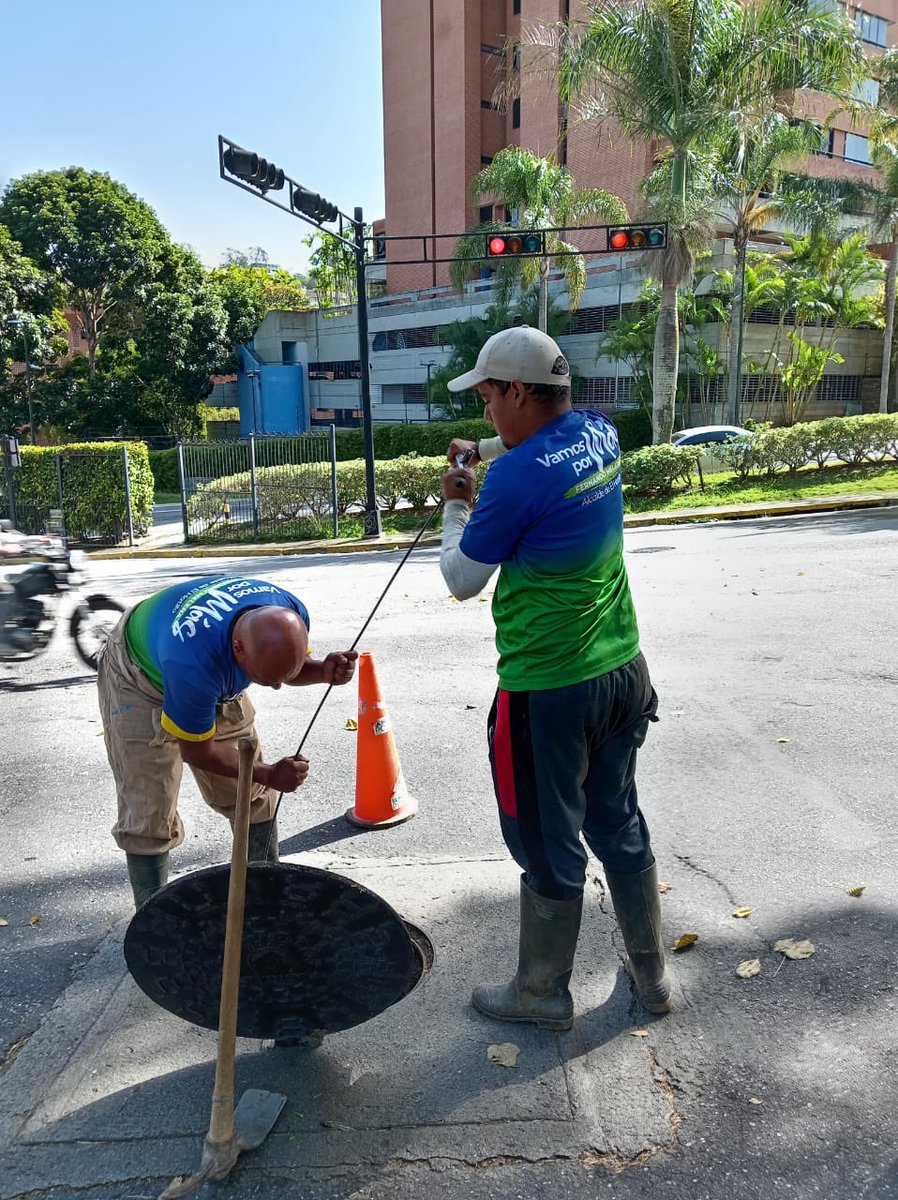 ServiciosElHatillo tweet media