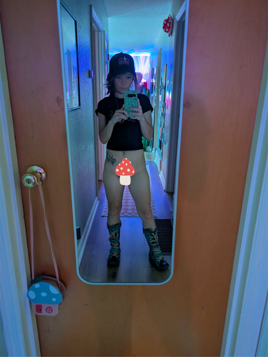 Teresa 🍄 tweet media