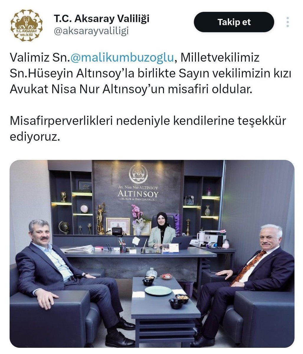 nasuhbektas's tweet photo. Fakirlik belgesi ile bitmiyor. Aynı milletvekili Aksaray Valisi ile beraber kızının avukatlık bürosunu ziyarete gidiyorlar ve Aksaray Valiliği resmi hesabı hesabından paylaşıyor
Şimdi bu ilde bulunan vatandaşları düşünün. Ve valilik resmi hesabıyla bir avukatın reklamı yapılıyor.
Aydın’da, bir milletvekilinin çocuğunun okula silahla gidip, bir çocuğun kafasına silah dayayıp fotoğraf çektiği ii haberi var.
Kızılay il başkanı bir video paylaşıyor videoda bütün kadınlara namussuz benzetmesi yapıyor.
AKP bütün teşkilatlarda artık güç zehirlenmesini ağır sonuçlarını yaşıyor.
Bunu bir cümleyle AKP milletvekili şöyle izah etmişti yasama bizde yürütme bizde yargı bizde. Başka bir AKP milletvekili oğlan bizim kız bizim deyip gülüşmüşlerdi.