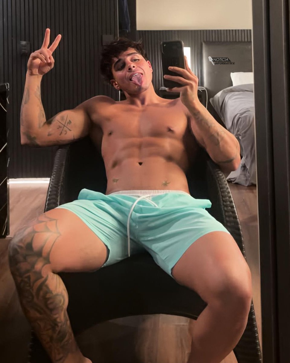 Romega_TV's tweet photo. BELLÍSIMO 🫦 Matías Ochoa en una nueva selfie. 😍🔥

#lifestyle #emotionalsupport #strongwomen #strength #rolemodels #community #resilience https://t.co/lYjQYRukqZ