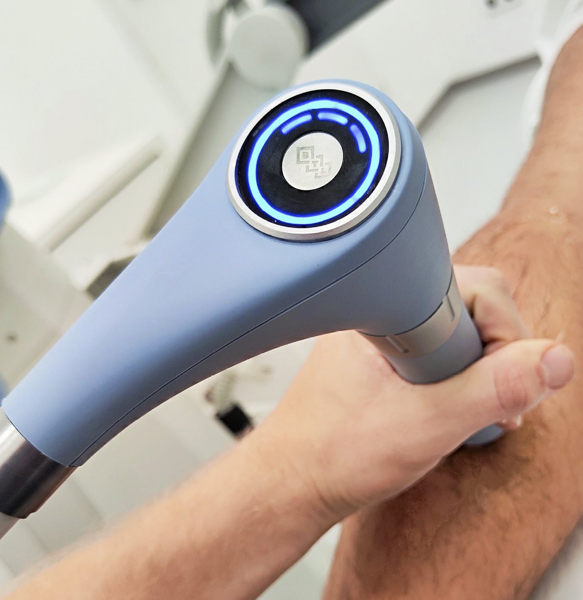pegasolauria's tweet photo. Dolore persistente? 😖

💥 Le onde d’urto radiali stimolano la guarigione e riducono il dolore ⚡
Riparti dal movimento 💪

#Salute #Fisioterapia #Riabilitazione #Sanità #Basilicata https://t.co/aMRV5Z7qaS