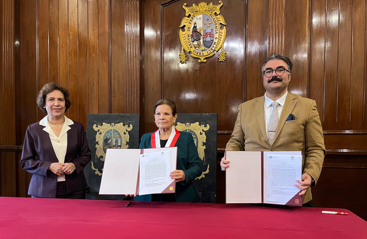 TMaarifENG's tweet photo. We have added a new country to the 65 nations where we operate: Peru 🇹🇷🇵🇪

We are excited to launch our first official initiative in Peru through the Türkiye Studies Center to be established under the cooperation agreement signed with Universidad Nacional Mayor de San Marcos, one of the oldest higher education institutions in Peru and Latin America.

Signed in the historic building where San Marcos University began its educational journey nearly 475 years ago, on the occasion of the university’s anniversary, this agreement will pave the way for a wide range of academic and cultural collaborations, from courses on Türkiye and joint publications to postgraduate academic studies and intercultural engagement.

We hope that the signing ceremony, held in the presence of H.E. Serra Kaleli, Ambassador of the Republic of Türkiye to Lima, will contribute to a new chapter in the academic and cultural relations between Türkiye and Peru.