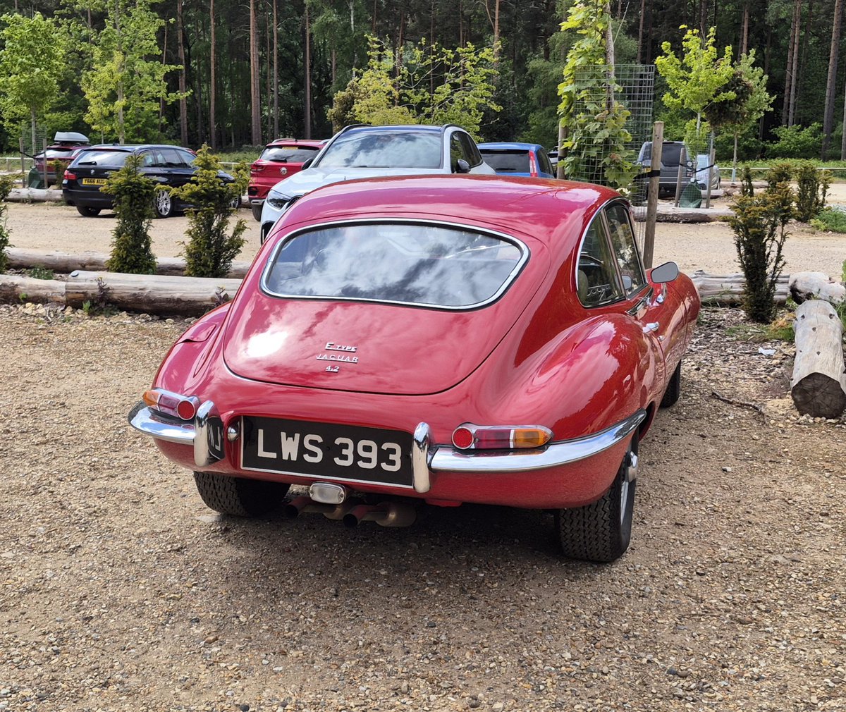 BaycroftAl's tweet photo. North Norfolk spot..lovely too #Jaaaag #Jaguar #CarTwitter https://t.co/5dVdkM0OJs