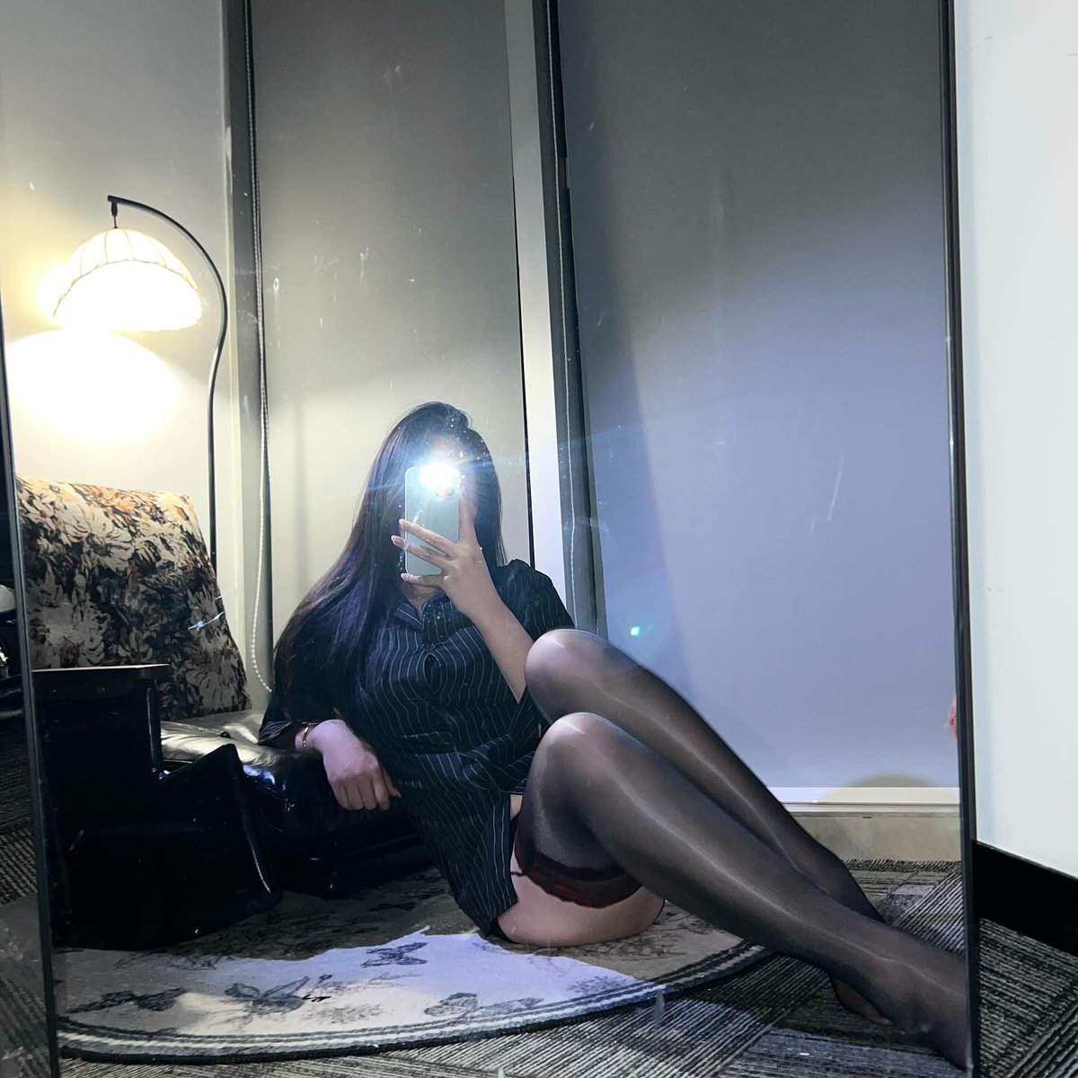 nikki tweet media