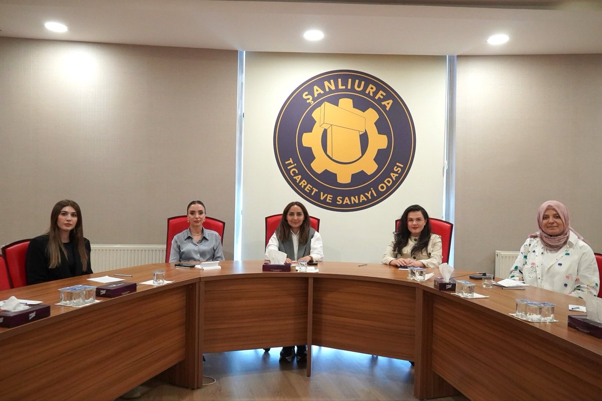 sanliurfakgk's tweet photo. Mayıs ayı olağan İcra Kurulu toplantımızı gerçekleştirdik. Önümüzdeki günlerde gerçekleştirilecek etkinlik ve eğitimler planlandı.

@rhisarciklioglu @mdoganyetim @haticekubrailhn @sanliurfatso @tobbiletisim @tobb_kgk https://t.co/Ju2TmMaO76
