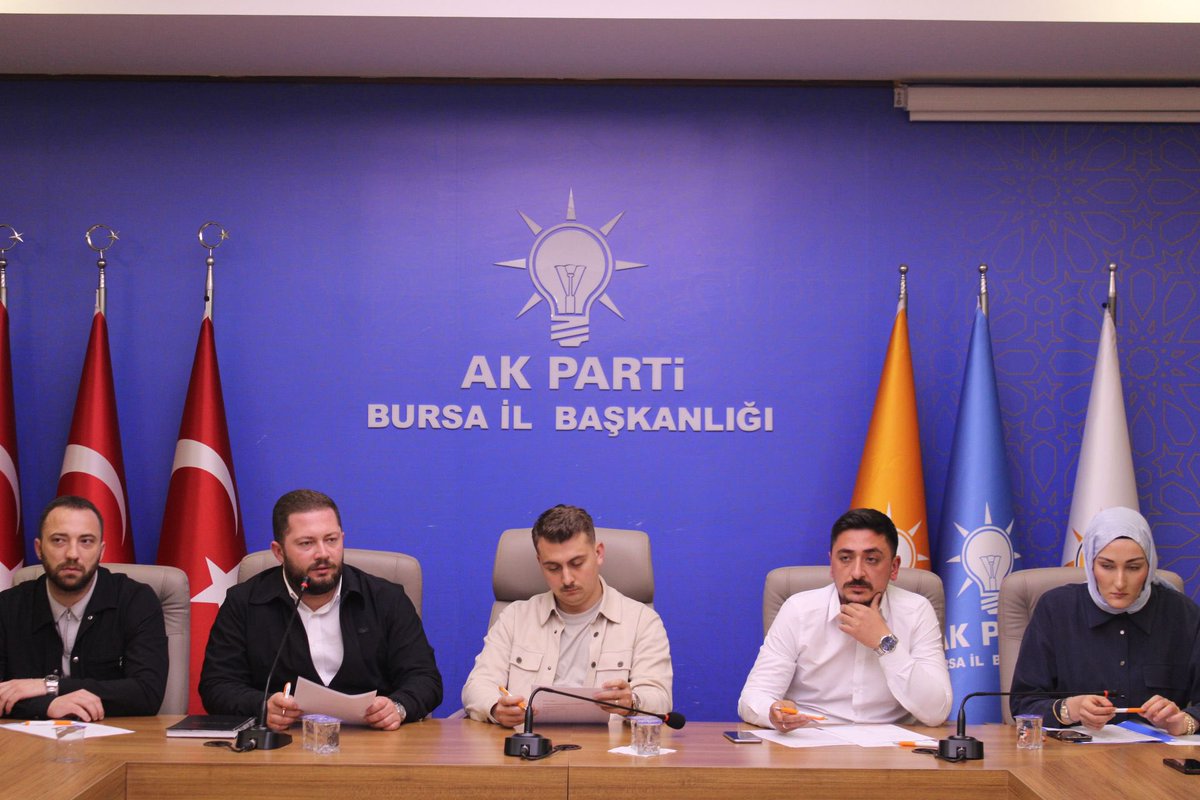 AK Gençlik Bursa 🇹🇷 tweet media