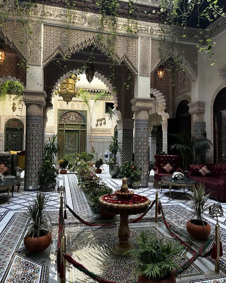 arab11__'s tweet photo. The beauty of Moroccan architecture and its authentic cultural identity. https://t.co/rkUvL5wpc1