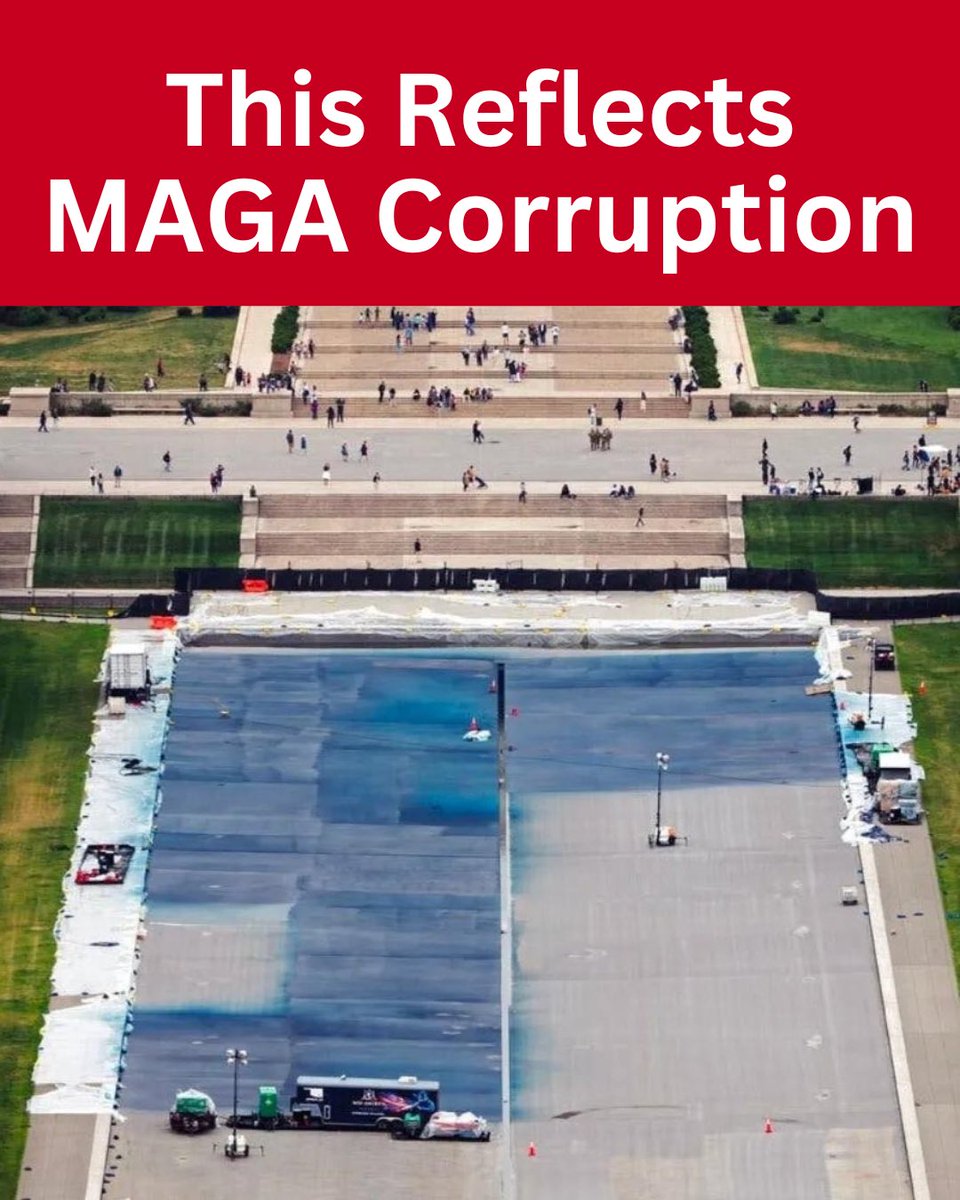 BlueWaveAm's tweet photo. By now you’ve undoubtedly heard that Donny spent $7 million to paint the Reflecting Pool a tacky, strip mall blue color. 

But that’s not the full story… 🧵 https://t.co/rgYjAK2Rfv