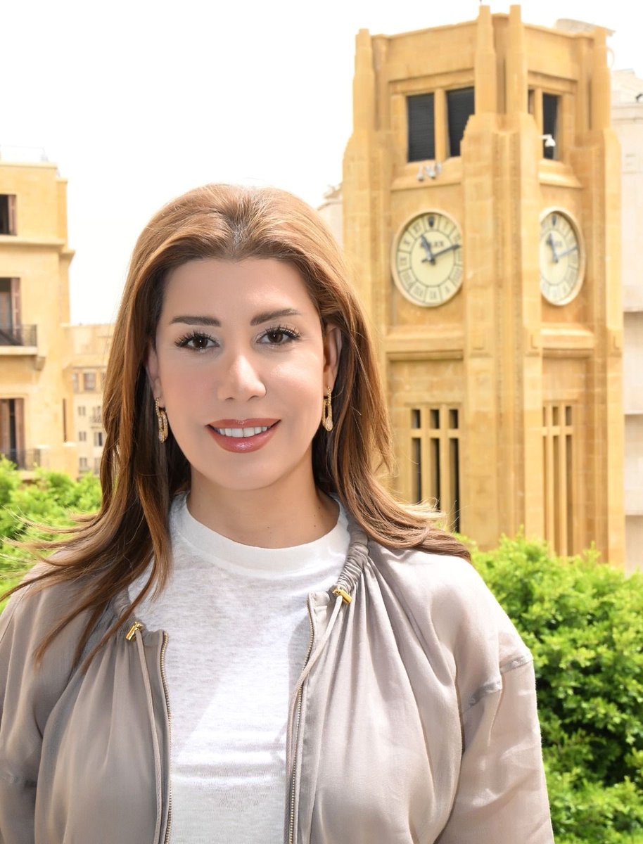PaulaYacoubian's tweet photo. تقدّمت بسؤال إلى الحكومة، لمعرفة موقفها من انضمام لبنان إلى البروتوكول الدولي الخاص بالحقوق المدنية والسياسية، الهادف إلى إلغاء عقوبة الإعدام. 
 
وذلك بعد أن أيّدت الحكومة اقتراح القانون الرامي إلى إلغاء عقوبة الإعدام في لبنان، الجاري درسه حالياً من قِبَل اللجان النيابية المختصّة تمهيداً لإقراره. 
 
وبما أنه من المهم أن يقترن إلغاء هذه العقوبة بانضمام لبنان إلى البروتوكول، خصوصاً بعد أن رفضت السلطات البلغارية تسليم مالك السفينة "روسوس" إلى القضاء اللبناني في ملف جريمـة انفجار مرفأ بيروت، لعدم وجود ضمانات تكفل عدم معاقبته بالإعدام في حال إدانته. 
 
وبما أن الانضمام إلى البروتوكول المذكور يستوجب، من حيث المبدأ، إحالة مشروع قانون من الحكومة إلى مجلس النواب، توجّهت إلى الحكومة بالسؤال عمّا إذا كانت تنوي إحالة مشروع قانون إلى مجلس النواب للانضمام إلى البروتوكول المذكور، وفي أي مهلة زمنية.

رابط السؤال:
https://t.co/kuYboNDgvU